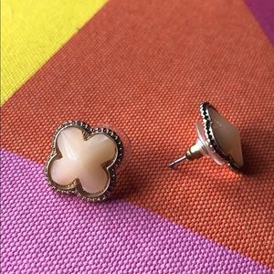 Gold & Cream Studs! Lookalike Kendra Scott Style!